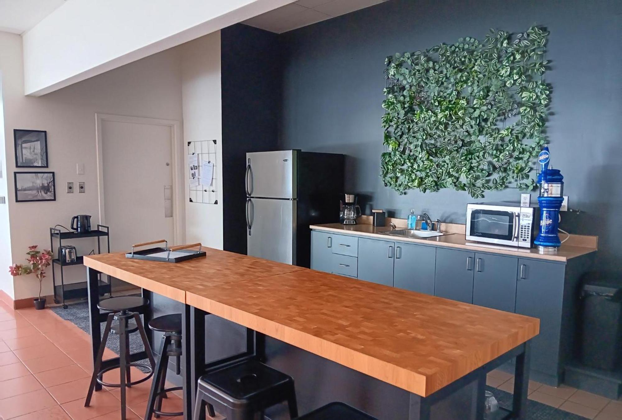 Appartement Loft Avec Vue A 180 Degre à Louiseville Extérieur photo